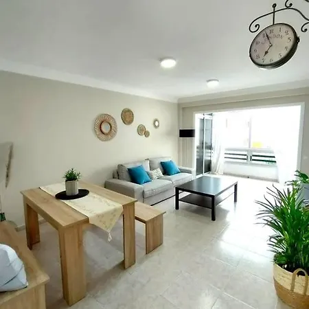 Precioso Apartamento A Estrenar, A 100mts De La Playa
